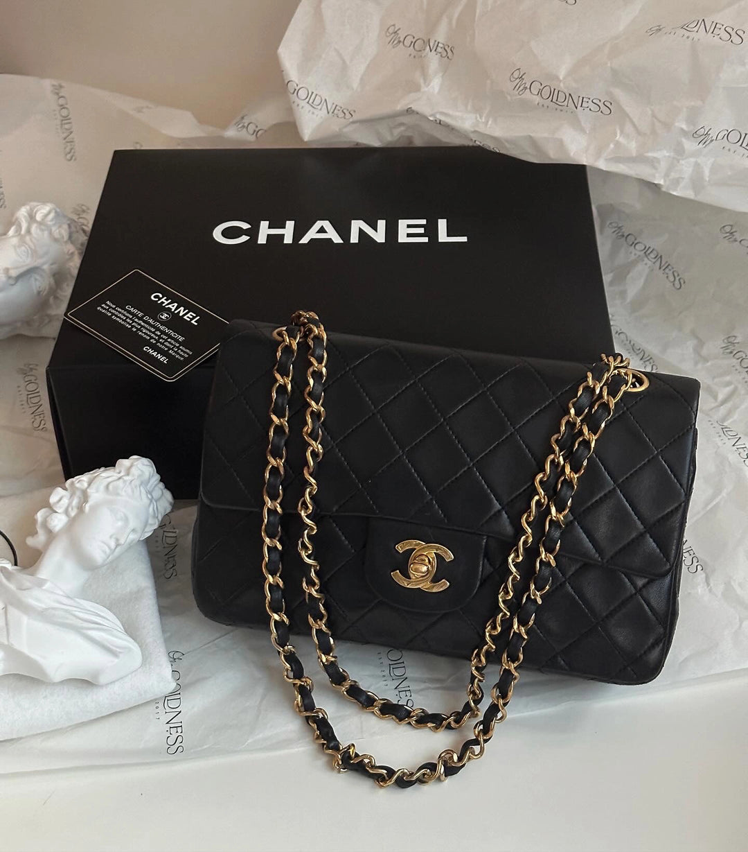 Chanel 23cm CF in full set with box ✨🖤