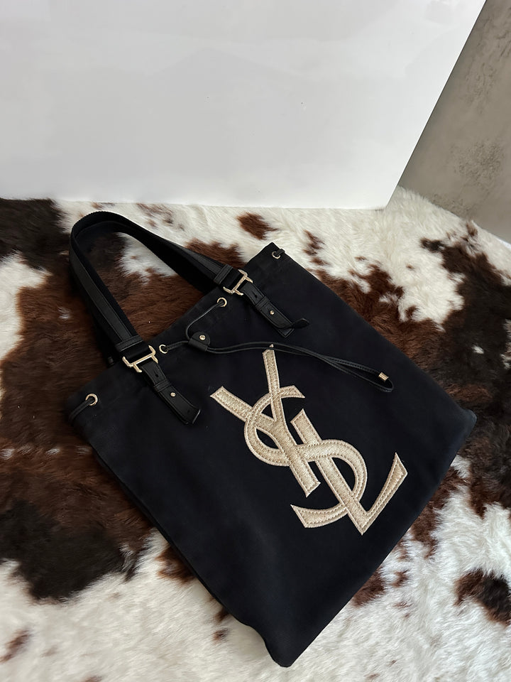 YSL Oversized Canvas Tote🖤 | Effortless Chic Meets Everyday Functionality