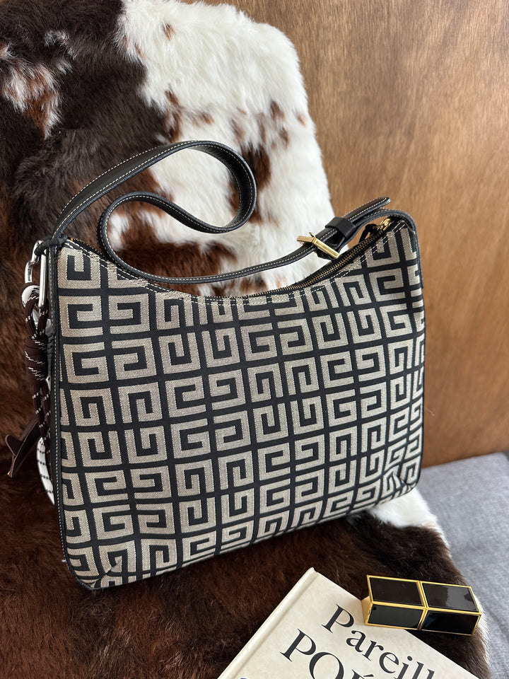 Givenchy Monogram Hobo Bag 😻✨｜Canvas & Leather Mix・Lightweight Carry・Spacious Interior