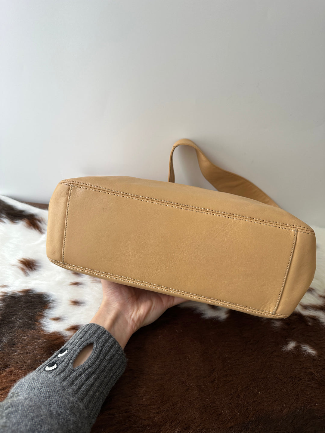 CHANEL Calfskin Hobo Bag – Milk Tea Beige