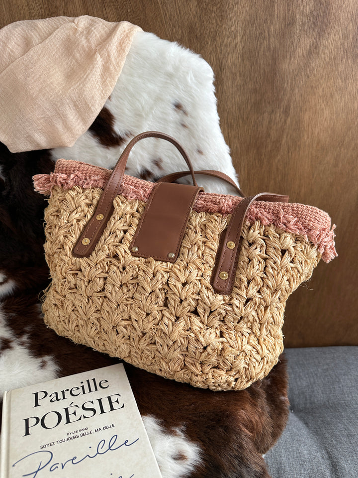 Chanel Straw Tote Bag 🏖️✨｜2.55 Turnlock Detail・Layered Pink Interior・Lightweight Summer Style