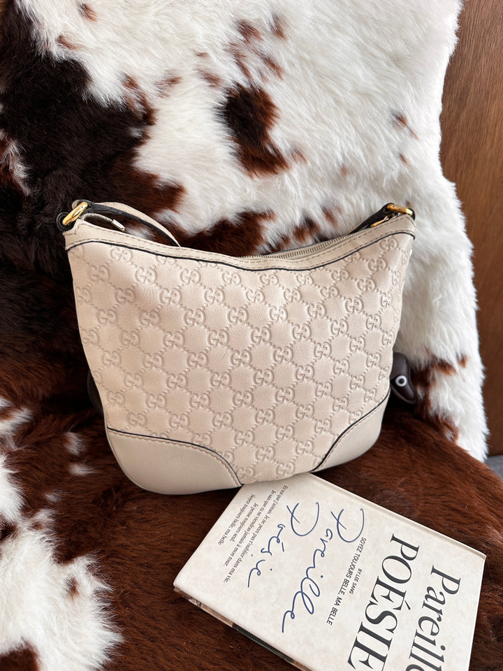 Gucci GG Embossed Leather Hobo Crossbody Bag 🤍🤎｜Valentine Limited Edition・GG Embossed Leather・Mini Everyday