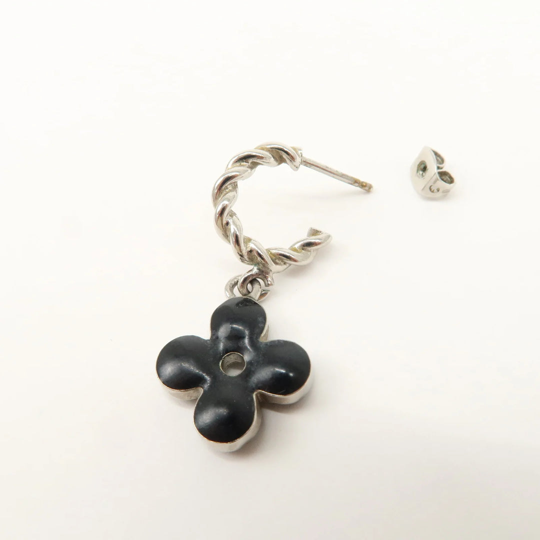 Louis Vuitton Bookle Doreille Sweet Monogram Earrings Silver M65677