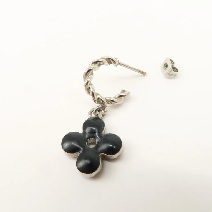 Louis Vuitton Bookle Doreille Sweet Monogram Earrings Silver M65677
