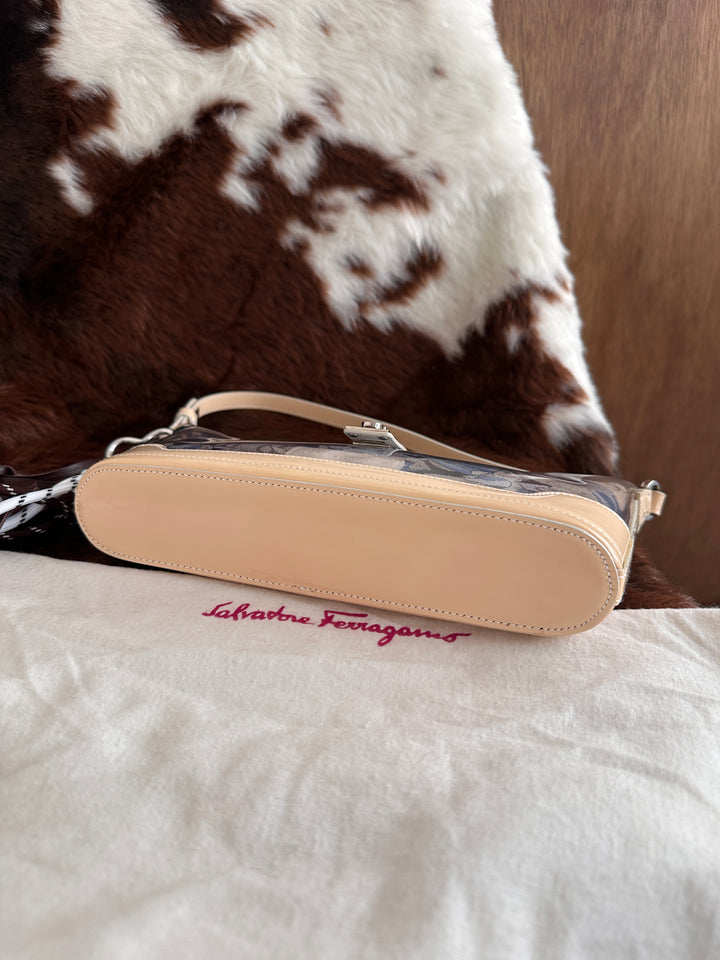 Salvatore Ferragamo Ocean Series Baguette Bag 🌊✨｜Transparent Overlay Design・Detachable Inner Pouch・Fresh Summer Style
