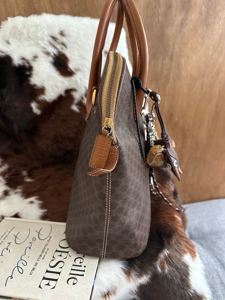 Celine Macadam Alma Boston Bag 🤎😻｜Classic Monogram・Structured Silhouette・Timeless Design
