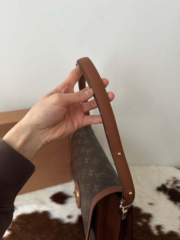 Louis Vuitton Monogram Turn Lock Envelope Bag 💌✨