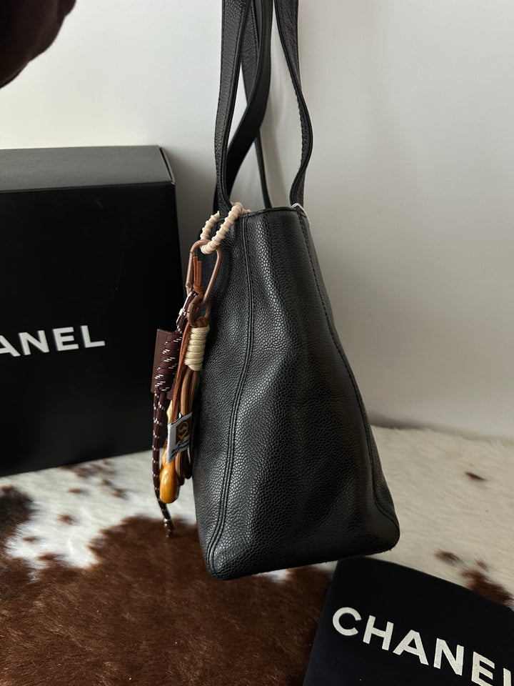 Chanel Grained Leather Shoulder Bag 🖤 (Small Size)