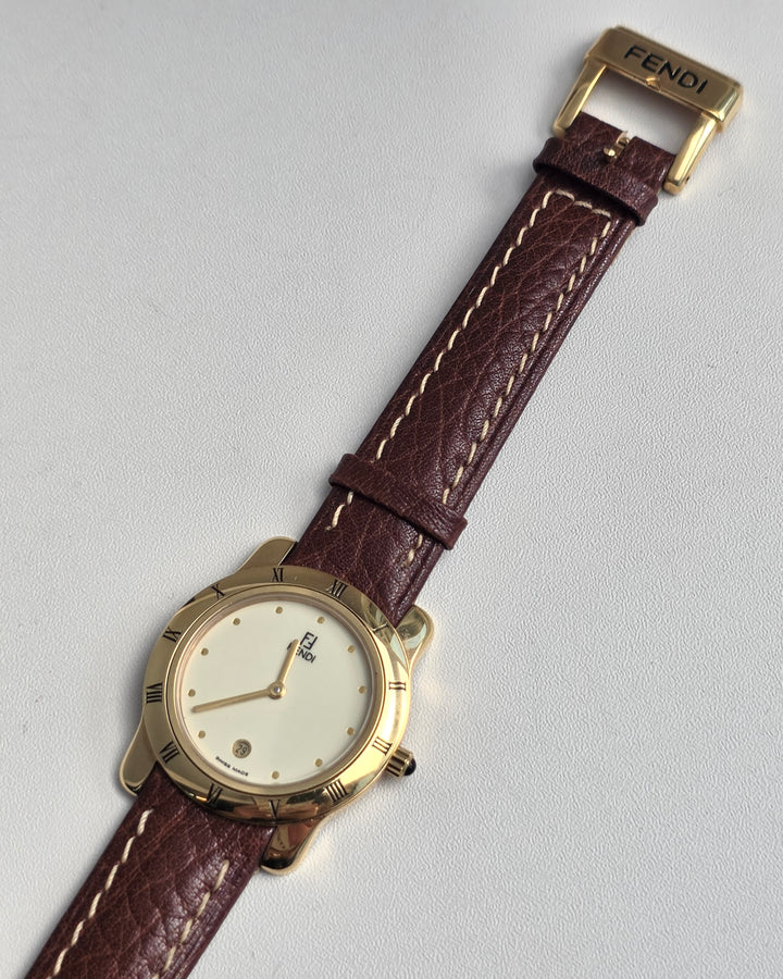 Fendi Roman Bezel Watch 🤎✨｜Classic Roman Numeral Bezel × Cream Dial × Timeless Vintage Style