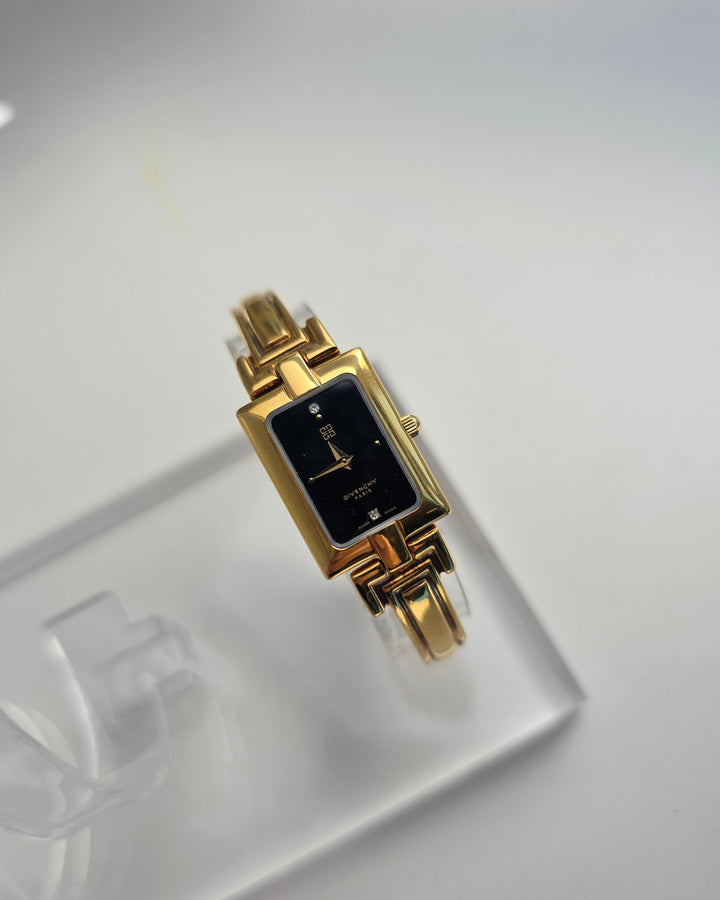 Givenchy Rectangular Bracelet Watch 🖤✨｜Minimal Black Dial × Signature 4G Motif × Elegant Vintage Design
