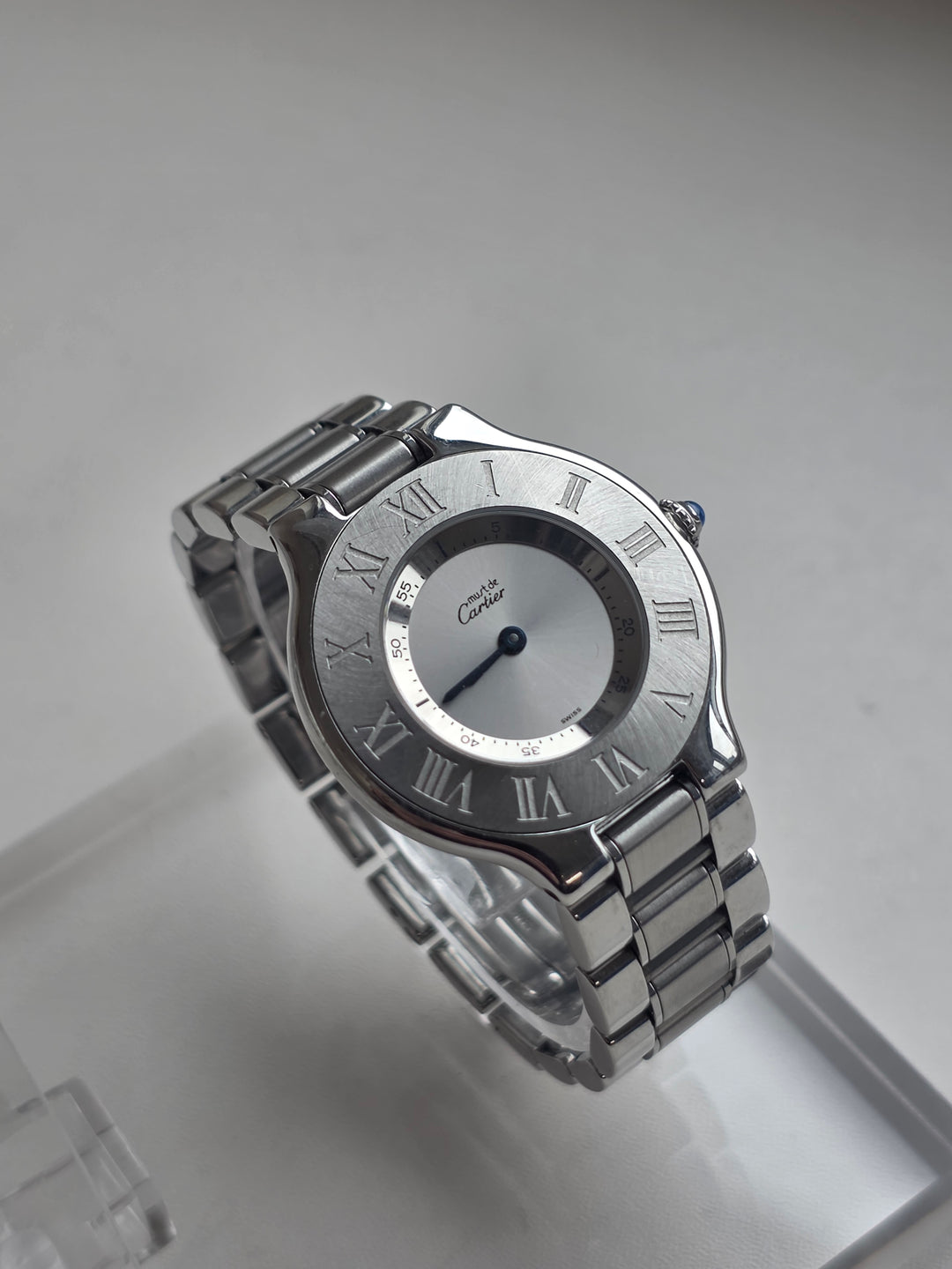 Cartier Must 21 Watch ✨｜Engraved Roman Bezel × Classic Round Case × Iconic Cartier Design
