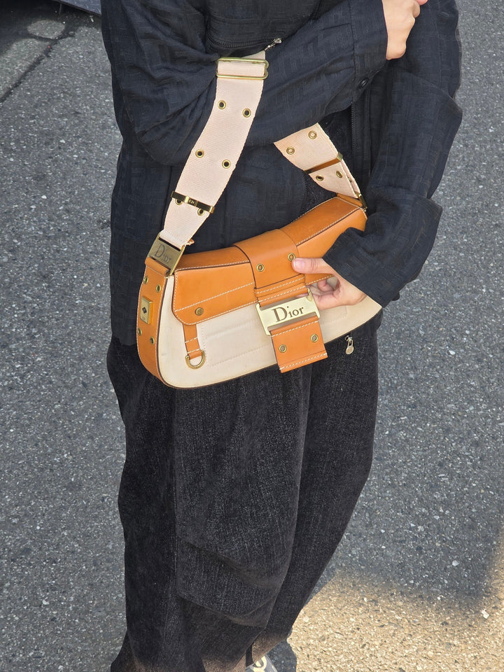 Dior Vintage Punk Hobo Bag 🌸🤎｜Galliano-Era Icon × Adjustable Strap × Rare Archival Style