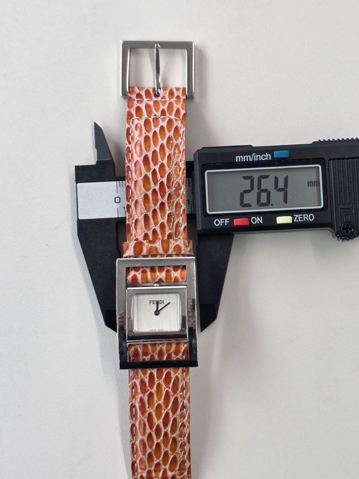 Fendi Flip Case Watch ✨｜Reversible Case Design × Minimal Square Dial × Iconic Functional Detail