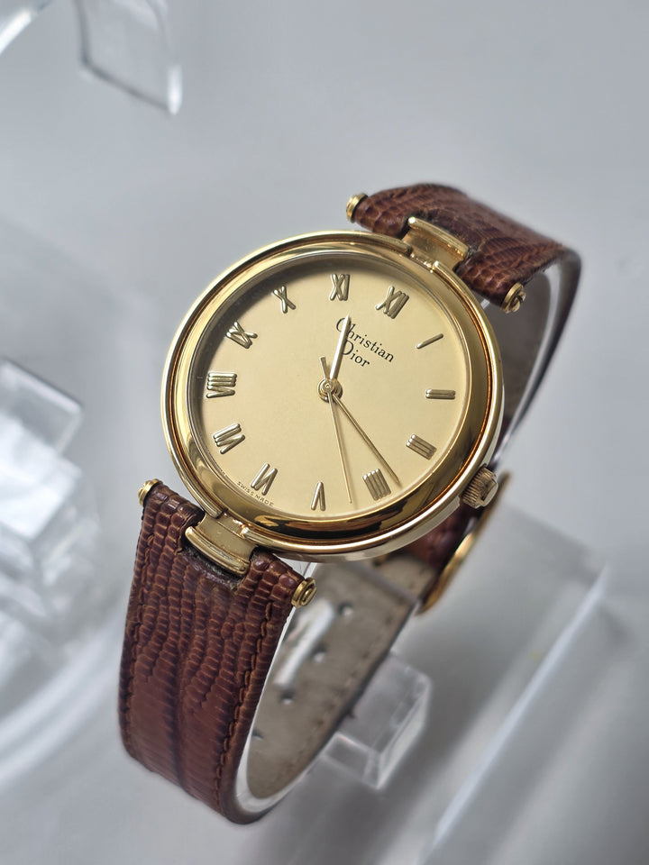 Christian Dior Roman Dial Watch ✨｜Classic Round Case × Roman Numerals × Timeless Elegant Design