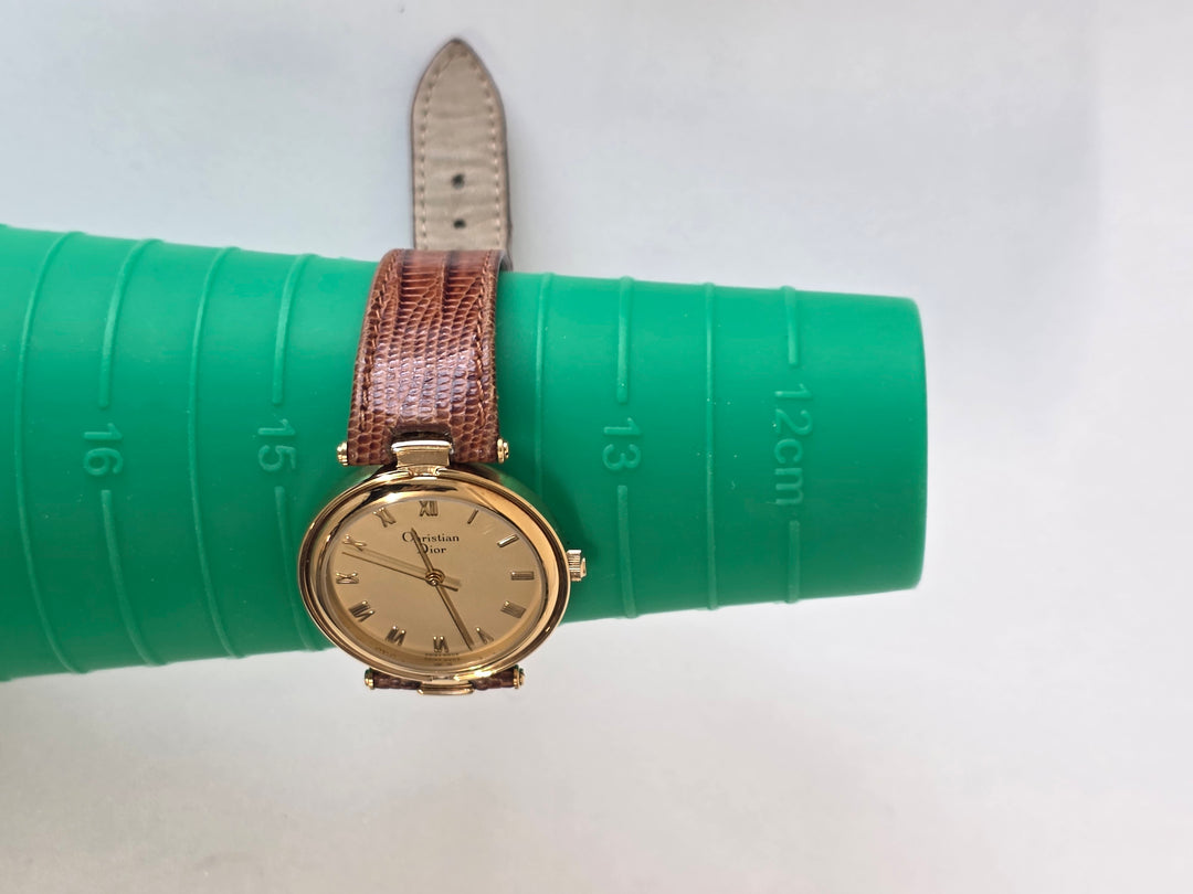 Christian Dior Roman Dial Watch ✨｜Classic Round Case × Roman Numerals × Timeless Elegant Design
