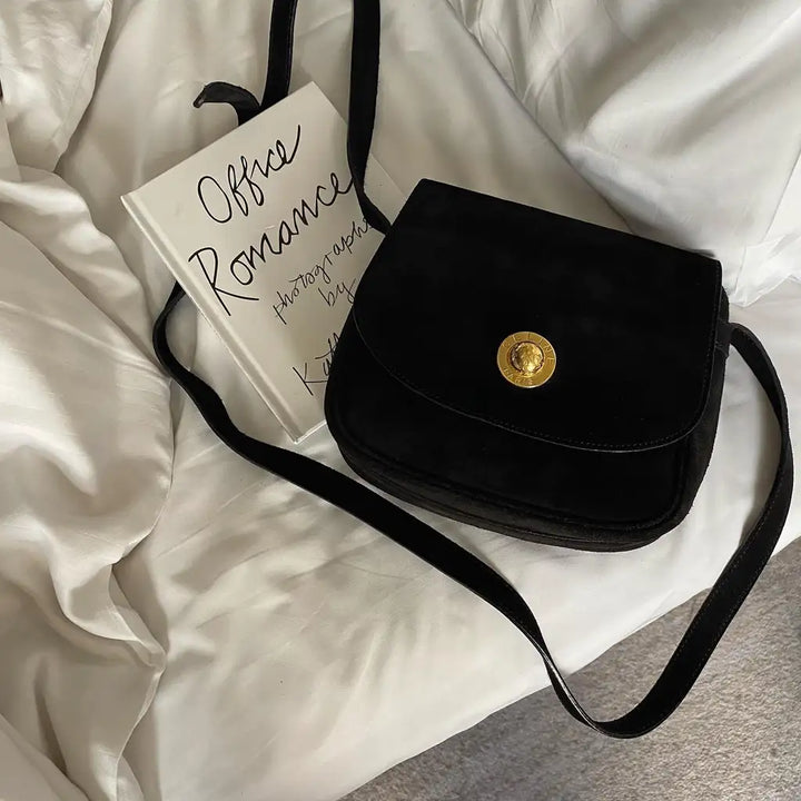 CELINE Suede Crossbody Bag with ‘Planet’ Button（Black）｜Rare Orb Accent × Understated Luxury 🪐✨