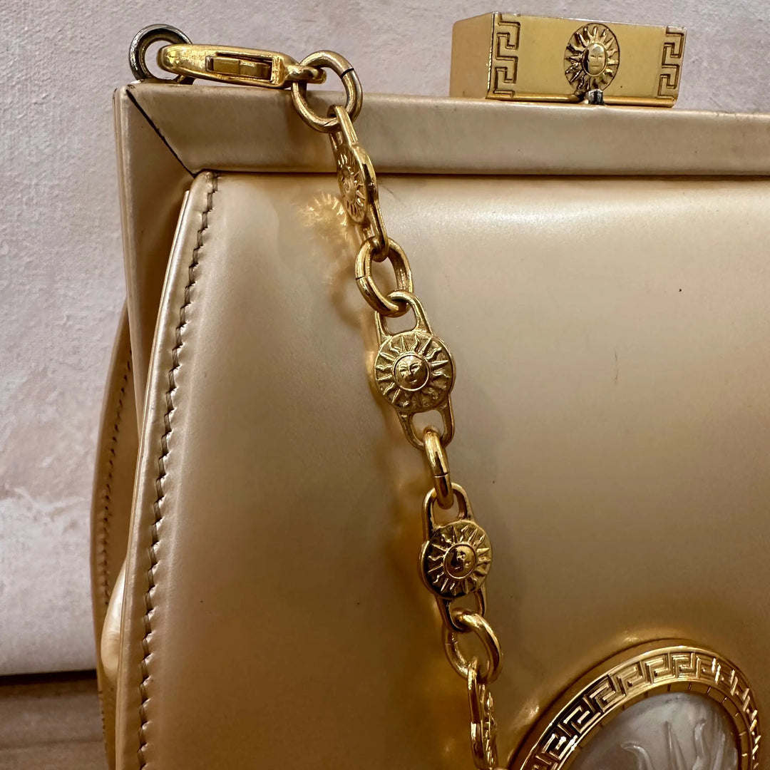 VERSACE Chick Minaudière｜Detachable Chain × Vintage Sun Medallion 🐥✨ Rare Collector’s Piece