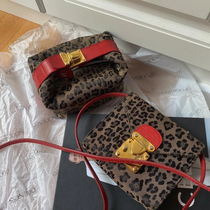 FENDI Leopard Mini Crossbody / Belt Bag（Leopard Print Canvas × Gold-tone Lock）｜Playful Chic × Statement Accessory 🐆✨