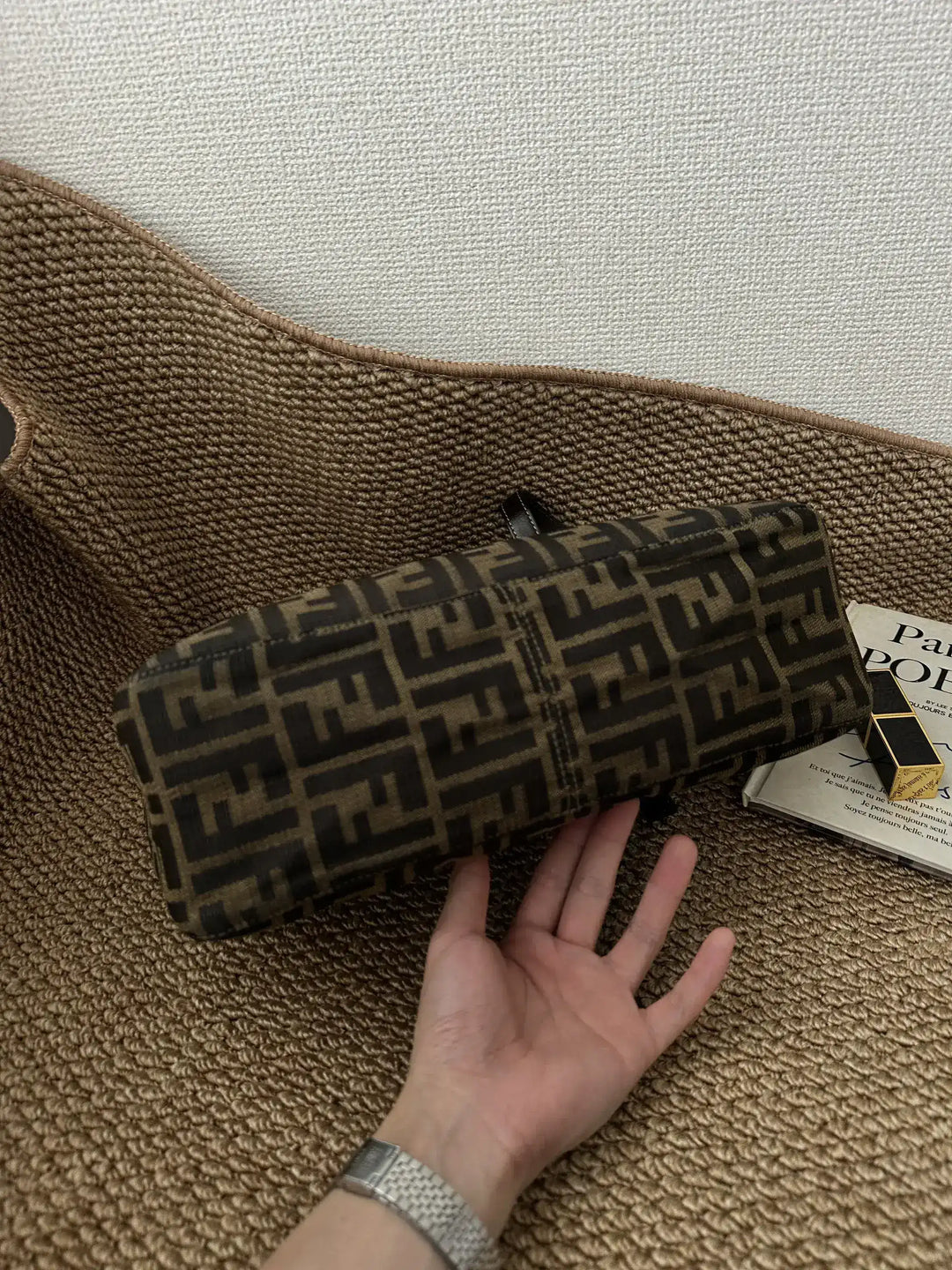 FENDI Monogram Baguette Tote（Brown Canvas & Leather Trim）｜Lightweight Elegance × Timeless Versatility 🤎✨