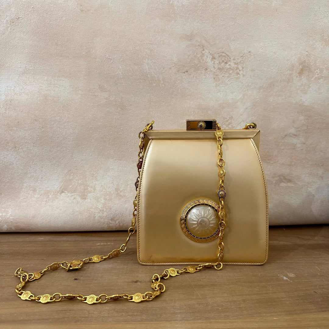 VERSACE Chick Minaudière｜Detachable Chain × Vintage Sun Medallion 🐥✨ Rare Collector’s Piece