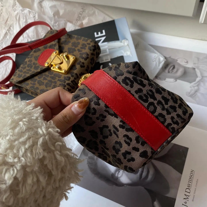 FENDI Leopard Print Mini Vanity with Lock（Brown Leopard Canvas × Red Leather Trim）｜Compact Statement × Vintage Charm 🔐🐆