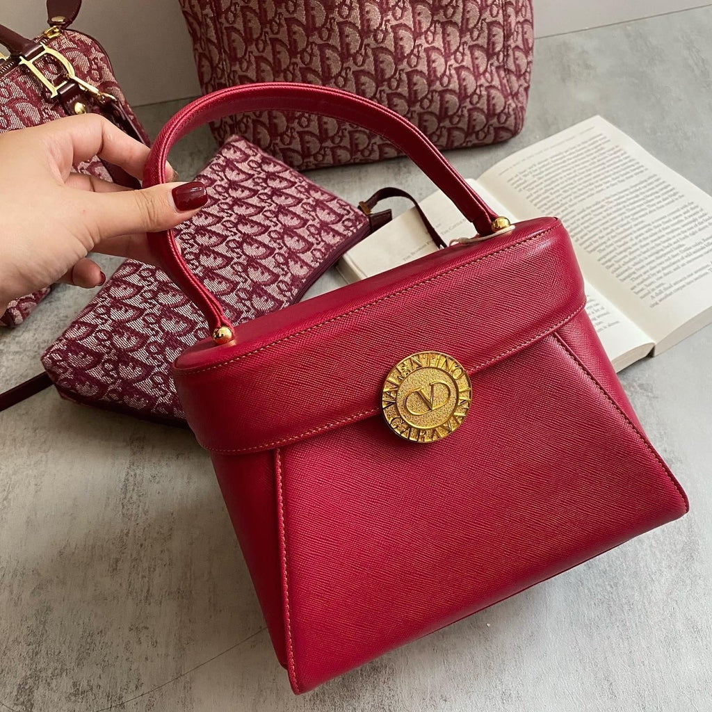 VALENTINO Red Vanity Bag｜Gold Coin Medallion × Structured Elegance ❤️✨ Festive & Spacious