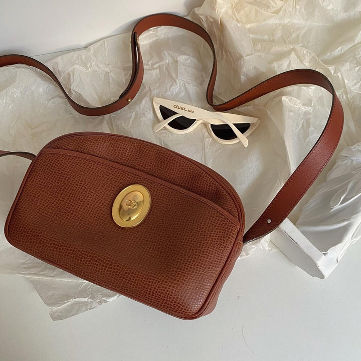 DIOR Caramel “Golden Egg” Shoulder/Crossbody Bag｜Timeless Elegance × Everyday Charm 🤎✨