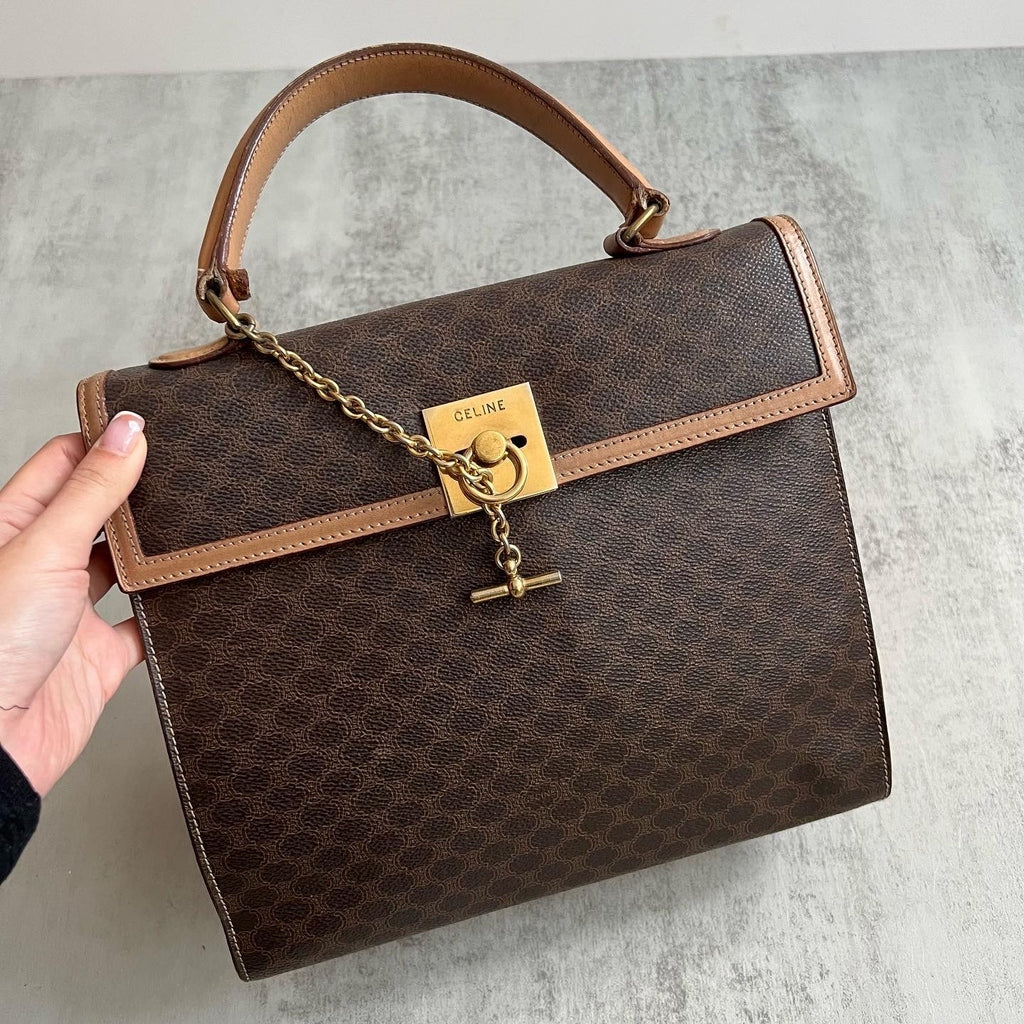 CELINE Watch Chain Kelly Bag（Brown Triomphe Canvas & Leather）｜Timeless Sophistication × Understated Luxury 🤎✨
