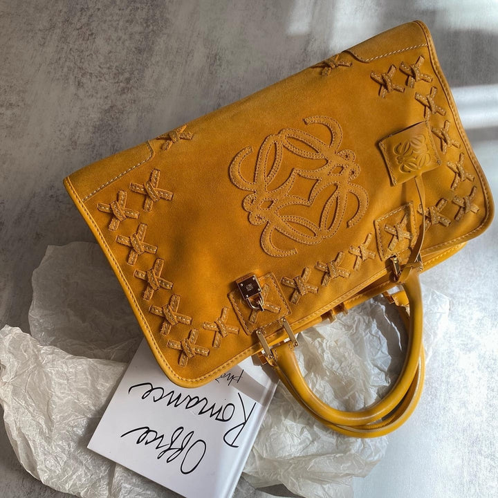 LOEWE Mustard Suede Amazona Bag｜Limited Edition Woven Detail 🧳✨ Winter-Perfect Vintage Statement