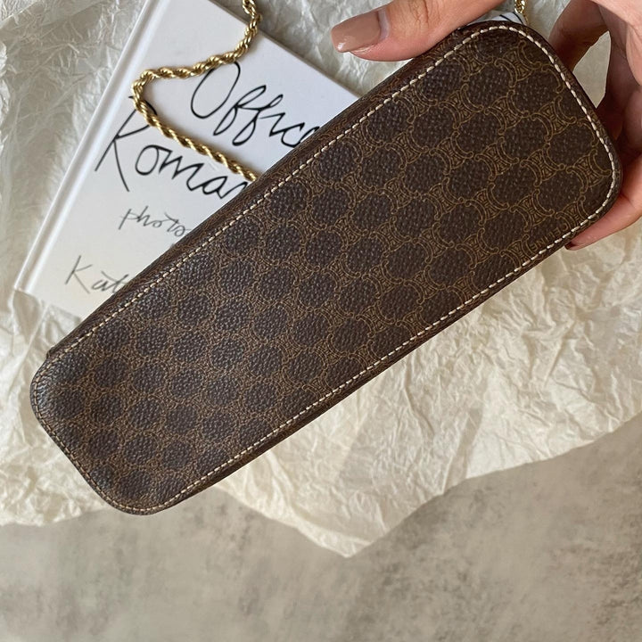CELINE Vanity Bag（Monogram Canvas）｜Understated Vintage Charm × Functional Twist 🤎✨