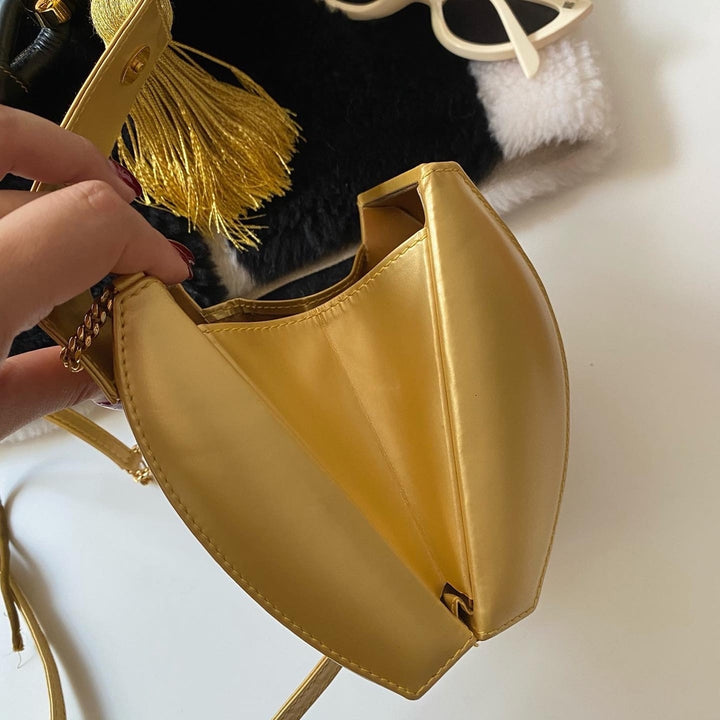 LOEWE Yellow Tassel Box Bag｜Ultra-Rare Geometric Shape in Sunny Egg-Yolk Hue 💛 Playful & Unique Collector’s Piece