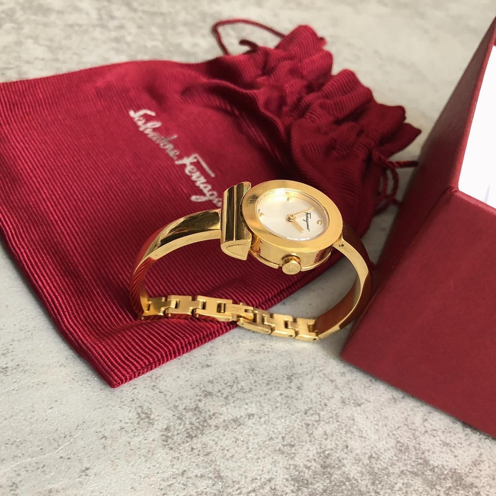 FERRAGAMO Gold-Tone Bangle Watch｜Rare Vintage × Timeless Shine ✨💛