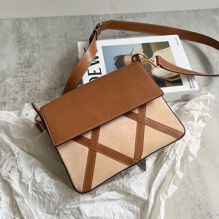 CELINE Calfskin & Haircalf Crossbody Bag（Camel × Beige）｜Playful Geometry × Casual Chic 🤎✨