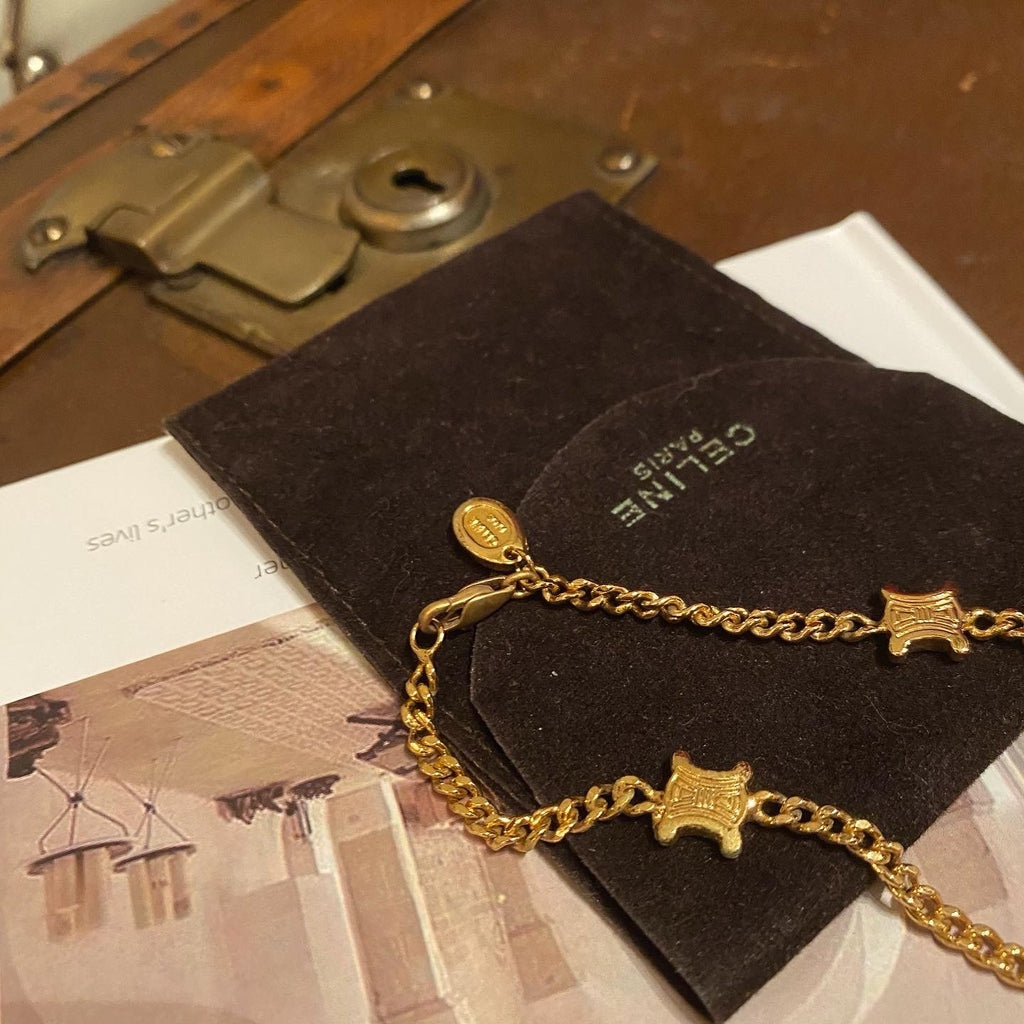 CELINE Triomphe Charm Gold Bracelet｜Delicate Parisian Accent × Everyday Elegance 💛✨