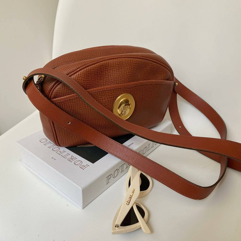 DIOR Caramel “Golden Egg” Shoulder/Crossbody Bag｜Timeless Elegance × Everyday Charm 🤎✨
