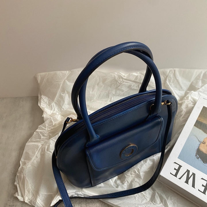 CELINE Small Top Handle & Crossbody Bag（Deep Blue）｜Refined Practicality × Understated Uniqueness 💙✨