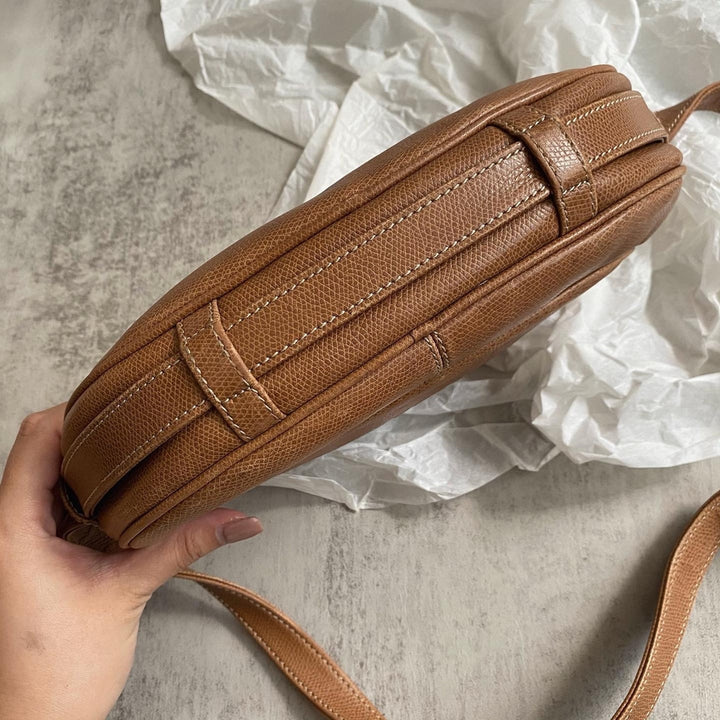 LOEWE Caramel Oval Crossbody Bag｜Casual-Chic Vintage in Soft Caramel Leather 🍮 Effortless & Versatile
