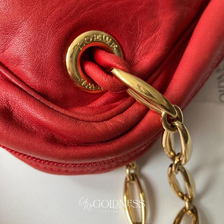 LOEWE Red Lambskin Shell Shoulder Bag｜Gold Chain Elegance with Unique Shape ❤️✨ Vintage Statement Piece