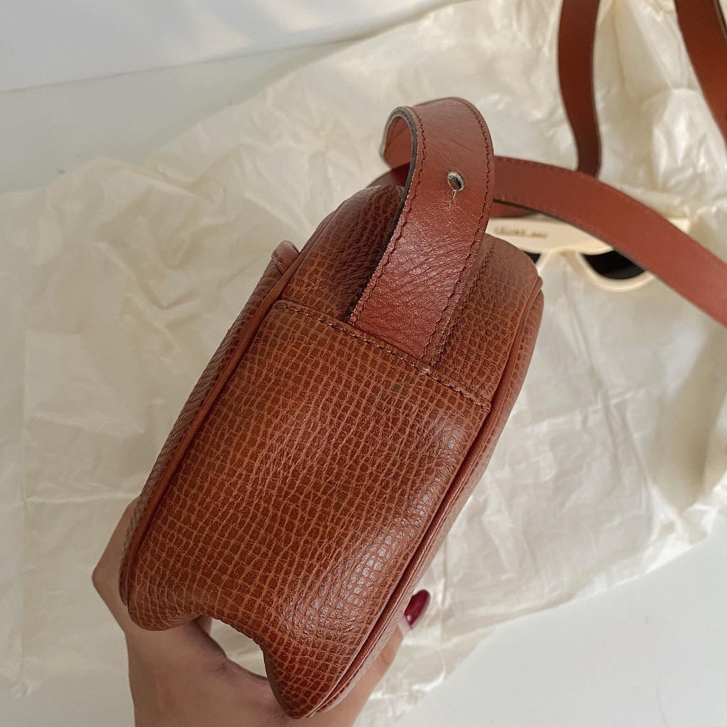 DIOR Caramel “Golden Egg” Shoulder/Crossbody Bag｜Timeless Elegance × Everyday Charm 🤎✨