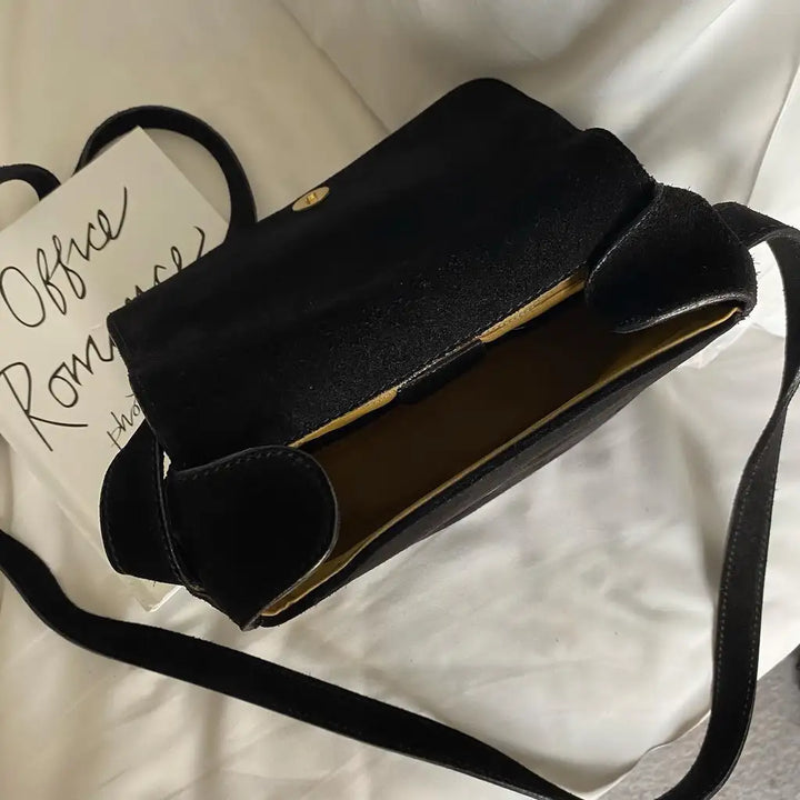 CELINE Suede Crossbody Bag with ‘Planet’ Button（Black）｜Rare Orb Accent × Understated Luxury 🪐✨