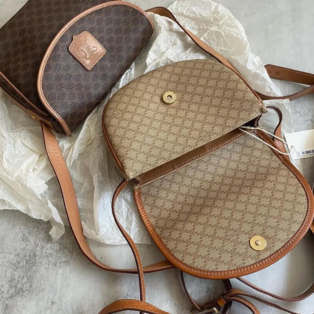 CELINE Monogram Half-Moon Crossbody Bag（Beige）｜Chic Versatility × Playful Curves 🌓✨