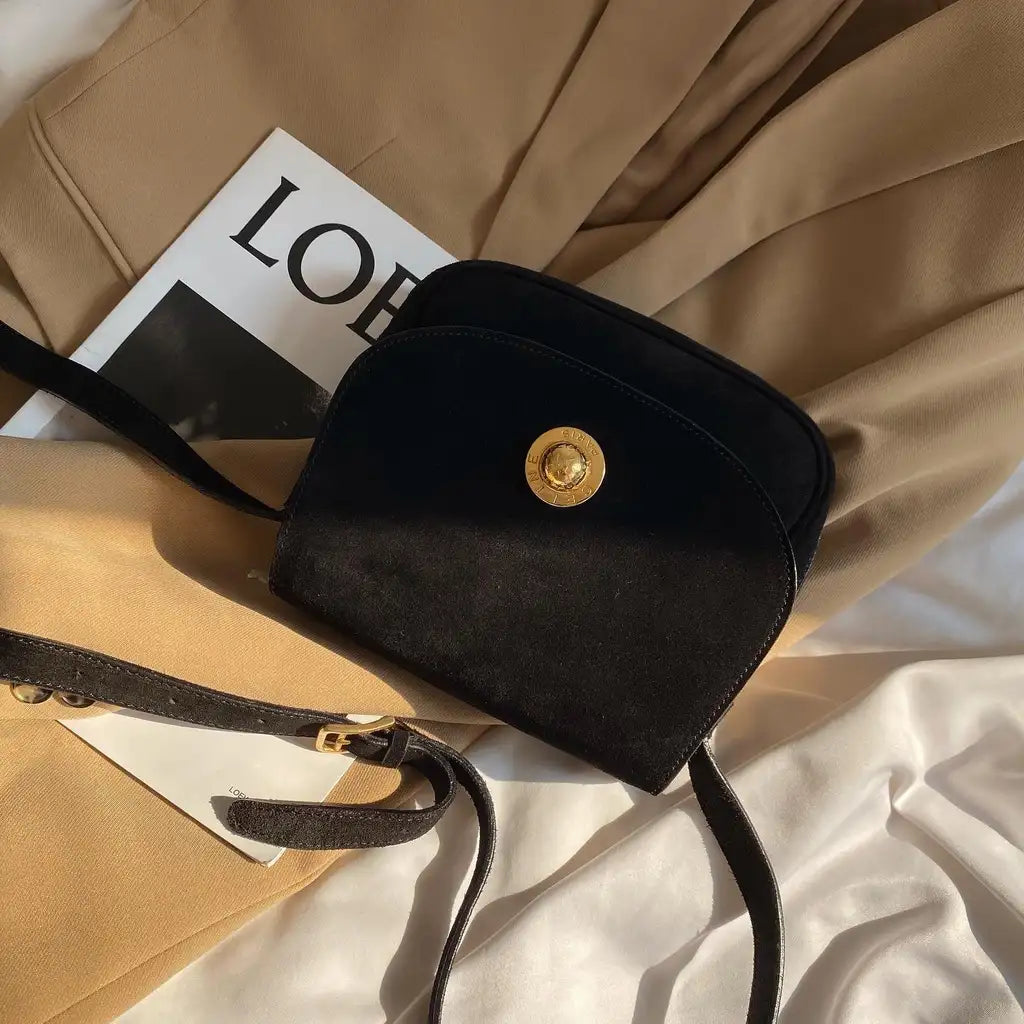 CELINE Suede Crossbody Bag with ‘Planet’ Button（Black）｜Rare Orb Accent × Understated Luxury 🪐✨