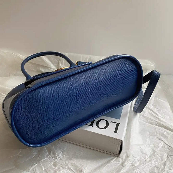 CELINE Small Top Handle & Crossbody Bag（Deep Blue）｜Refined Practicality × Understated Uniqueness 💙✨