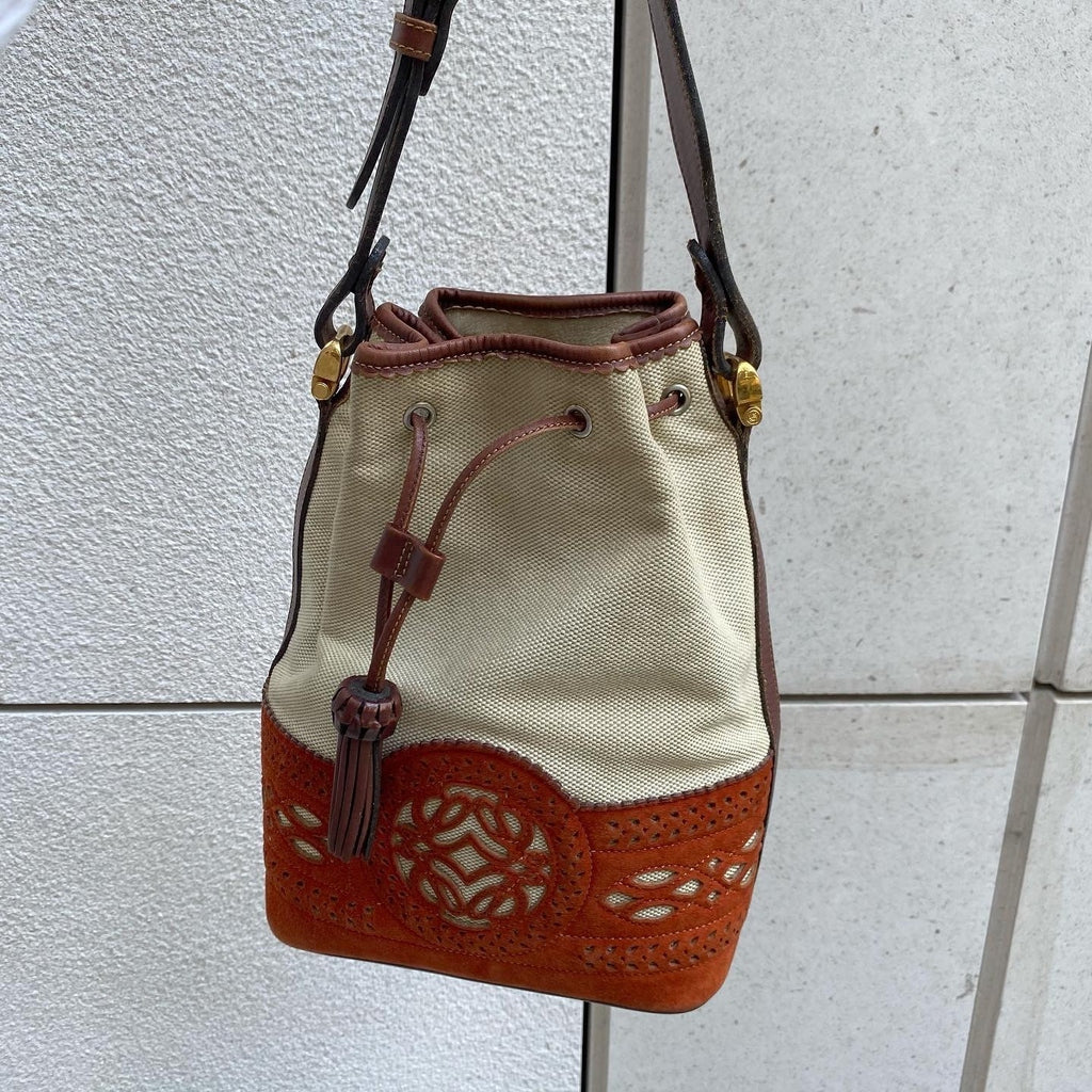 LOEWE Canvas × Suede Hunting Collection Bucket Bag｜Rare Two-Tone Vintage Bucket with Rustic Charm 🏹 Collector’s Piece