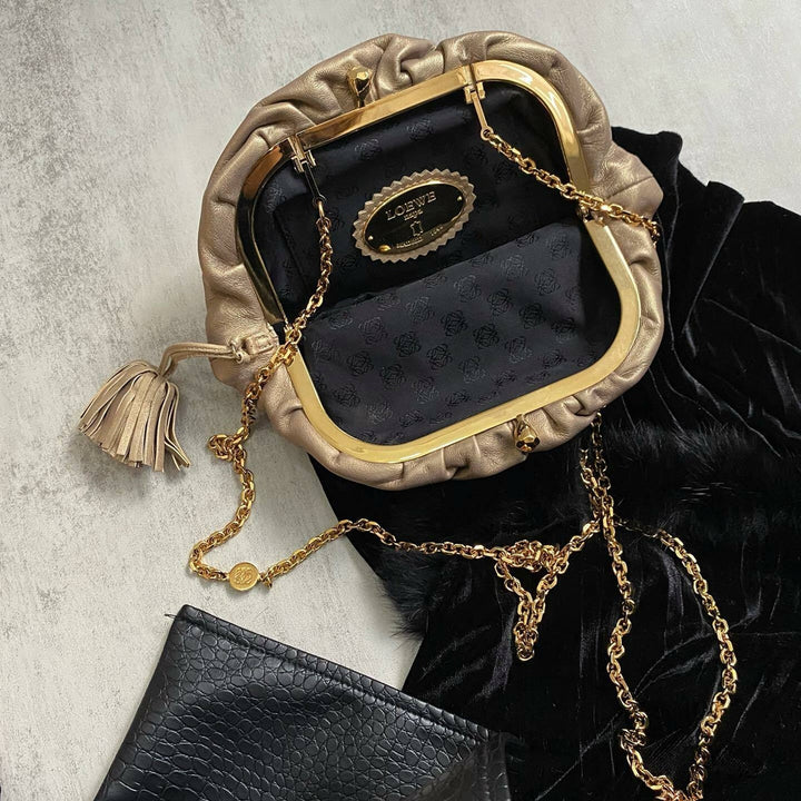 LOEWE Olive-Gold Cloud Kisslock Bag｜Mini Crossbody with Intricate Chain & Tassel Details ☁💛 Rare & Adorable