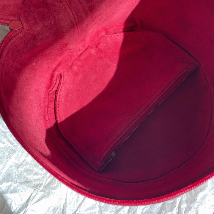 GUCCI Red Leather Round Vanity Case｜Festive Charm × Soft Luxury Feel ❤️
