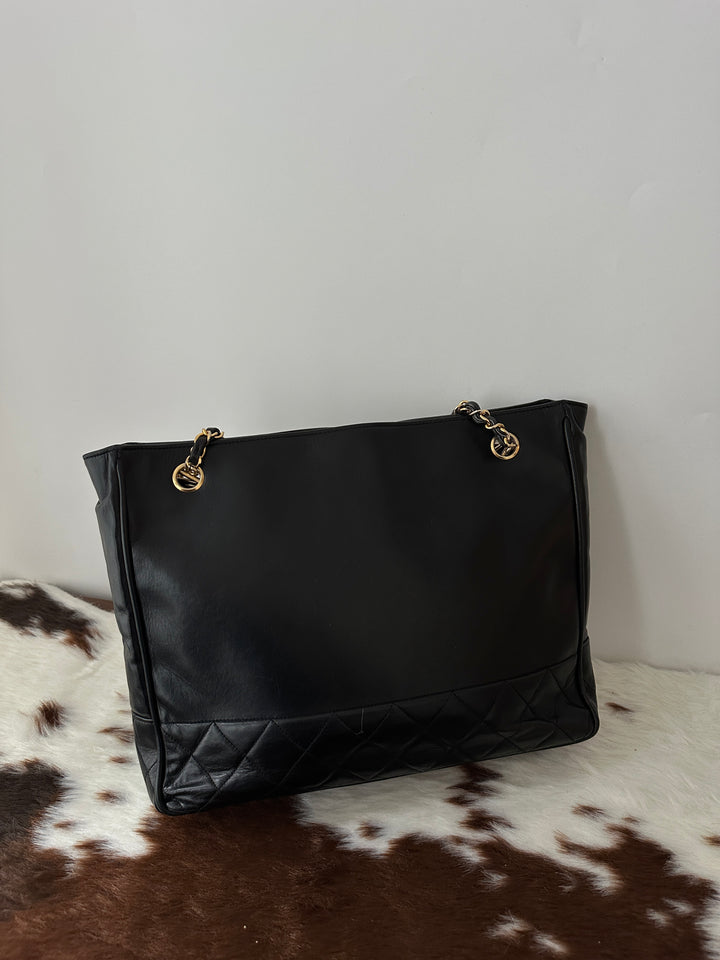 Chanel CC Shoulder Bag 🖤 (with CC Tag)