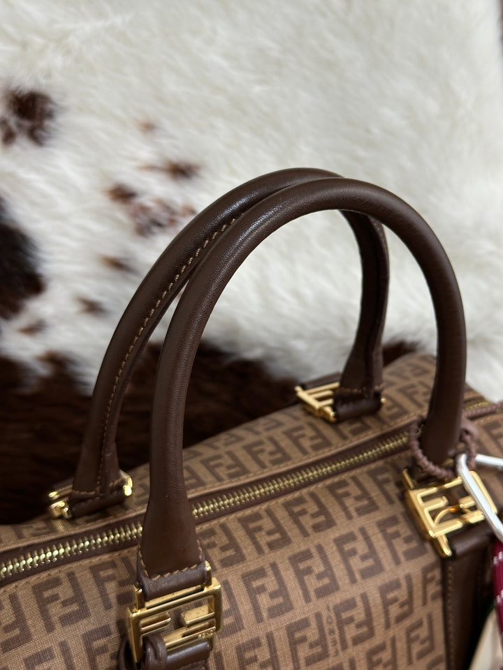Fendi Zucca Canvas Boston Bag 🤎｜Iconic FF Monogram・Gold Hardware・Rare Vintage Piece