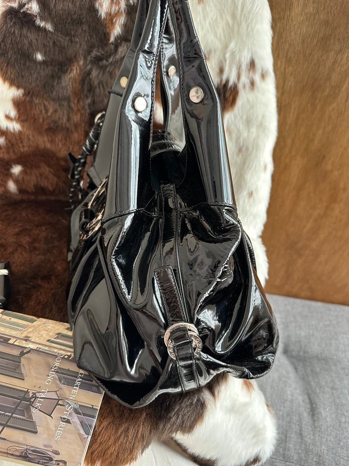 Bvlgari Double Ring Hobo Bag 😍🖤｜Patent Leather・Statement Hardware・Spacious Design