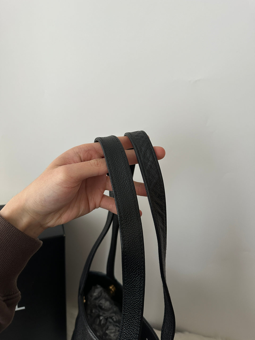 Chanel Grained Leather Shoulder Bag 🖤 (Small Size)